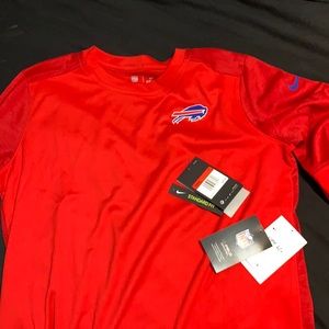Women’s Buffalo bills Large dri fit